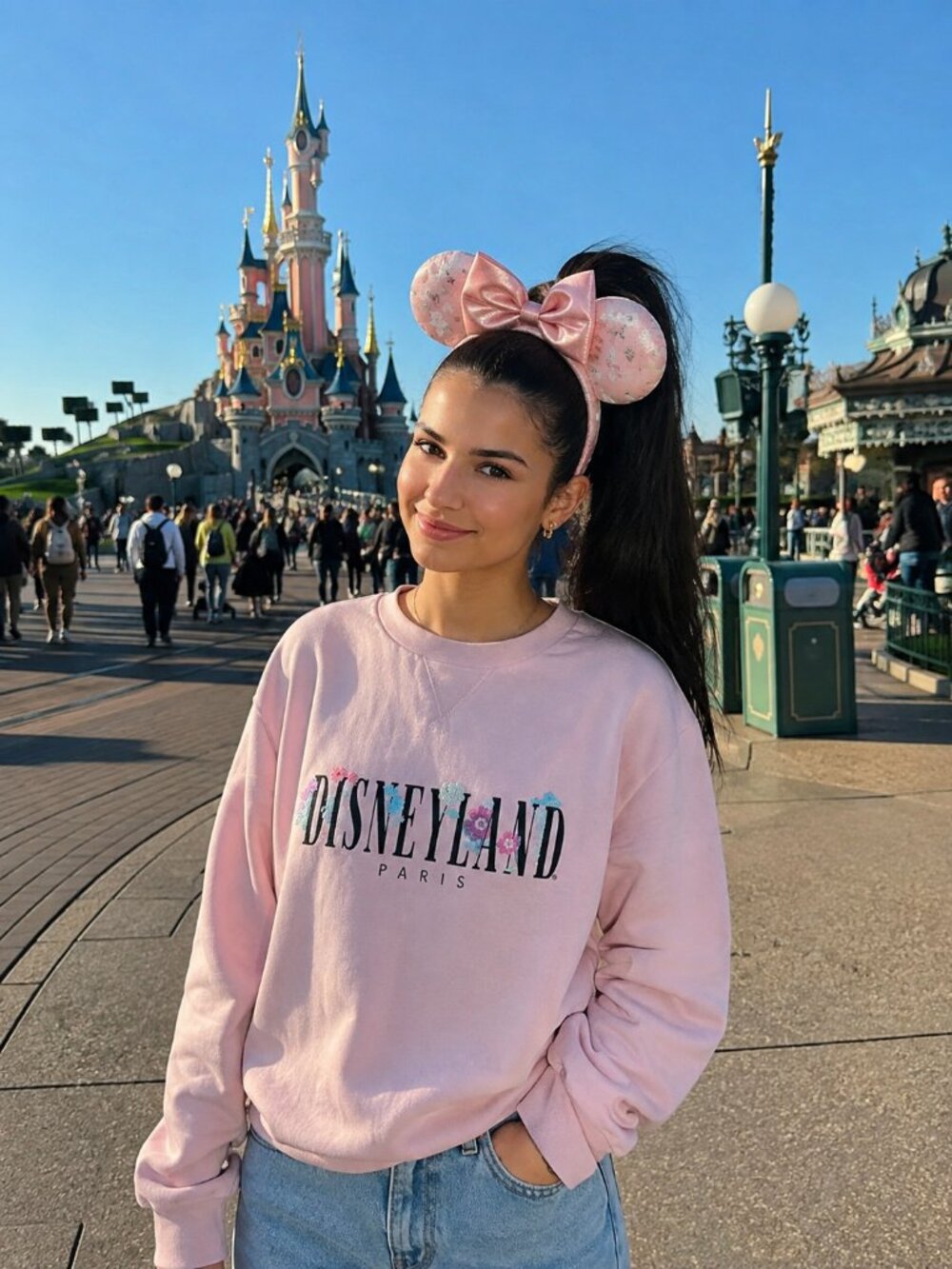 Disneyland Paris Floral Logo Sweatshirt Women’s M Rose Pink 100% Cotton